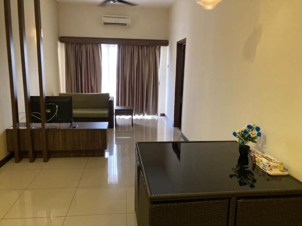 Apartments & Free Access To Waterpark At B Lagoon Melaka Exterior foto
