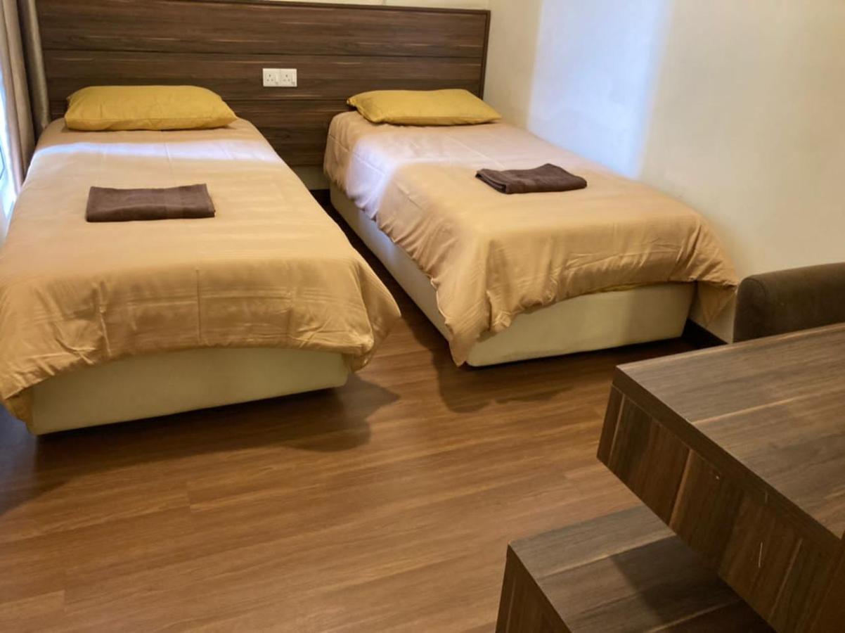 Apartments & Free Access To Waterpark At B Lagoon Melaka Exterior foto